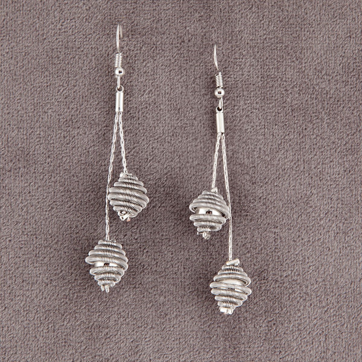 b50 Silver Textured Ball French Wire Earring