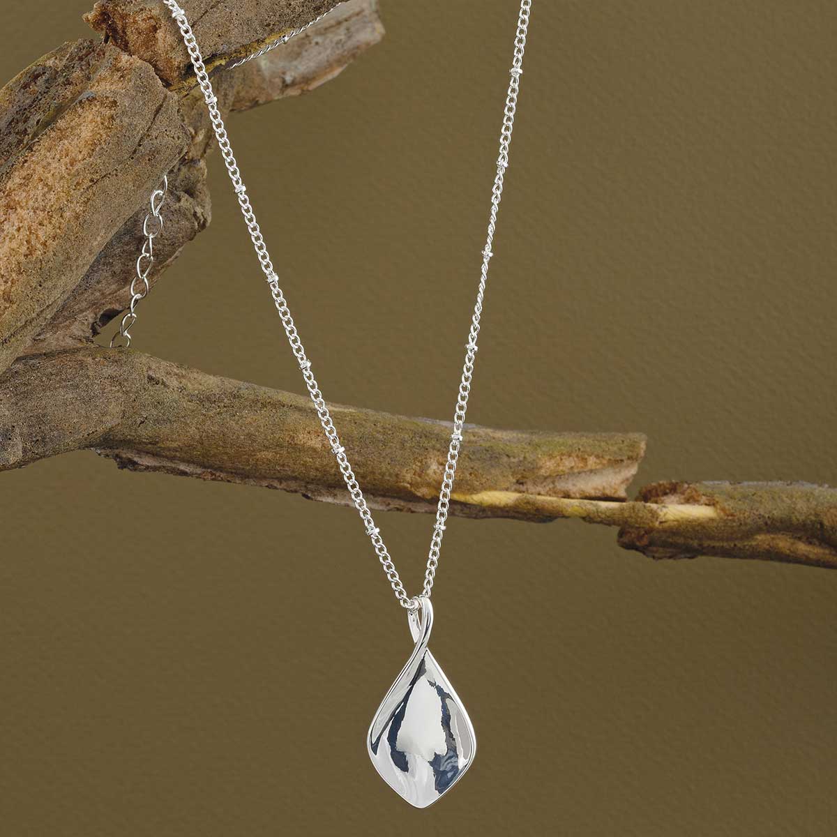 NECKLACE TEARDROP LOOP PENDANT - Click Image to Close