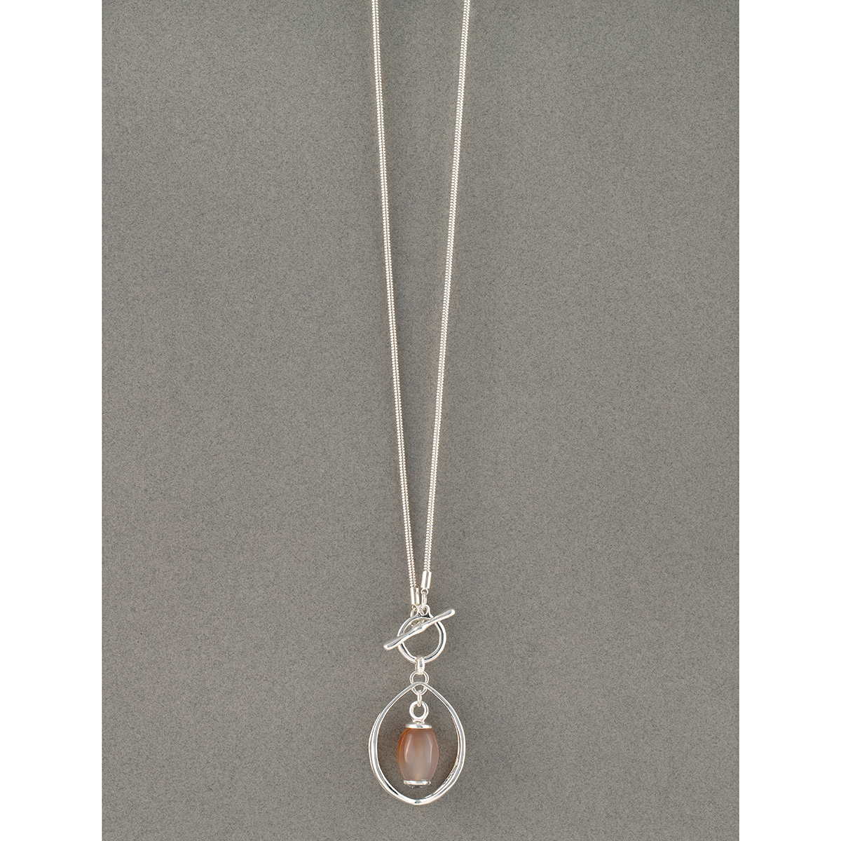 NECKLACE TEARDROP WITH CRYSTAL SI 1.5IN X 2IN; 32.25IN