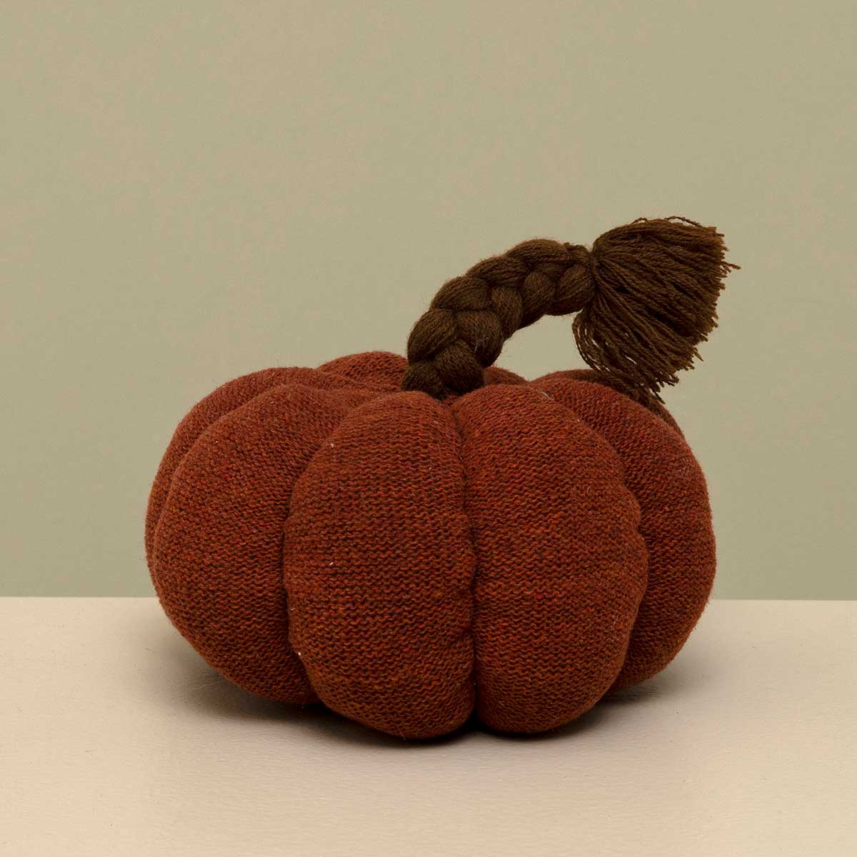 KNIT PUMPKIN PLUSH BURGUNDY WITH BRAIDED STEM LARGE 7"X4" - Click Image to Close