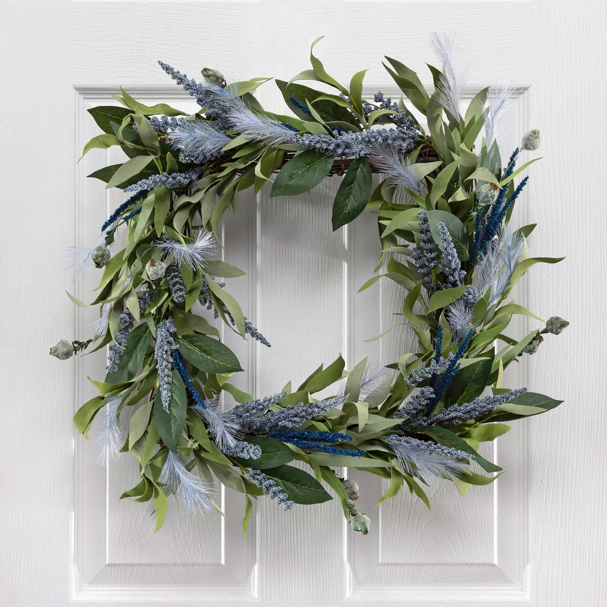 WREATH WILDFLOWER SQ WITH PAMPAS GRASS 17IN (INNER RING 11IN)