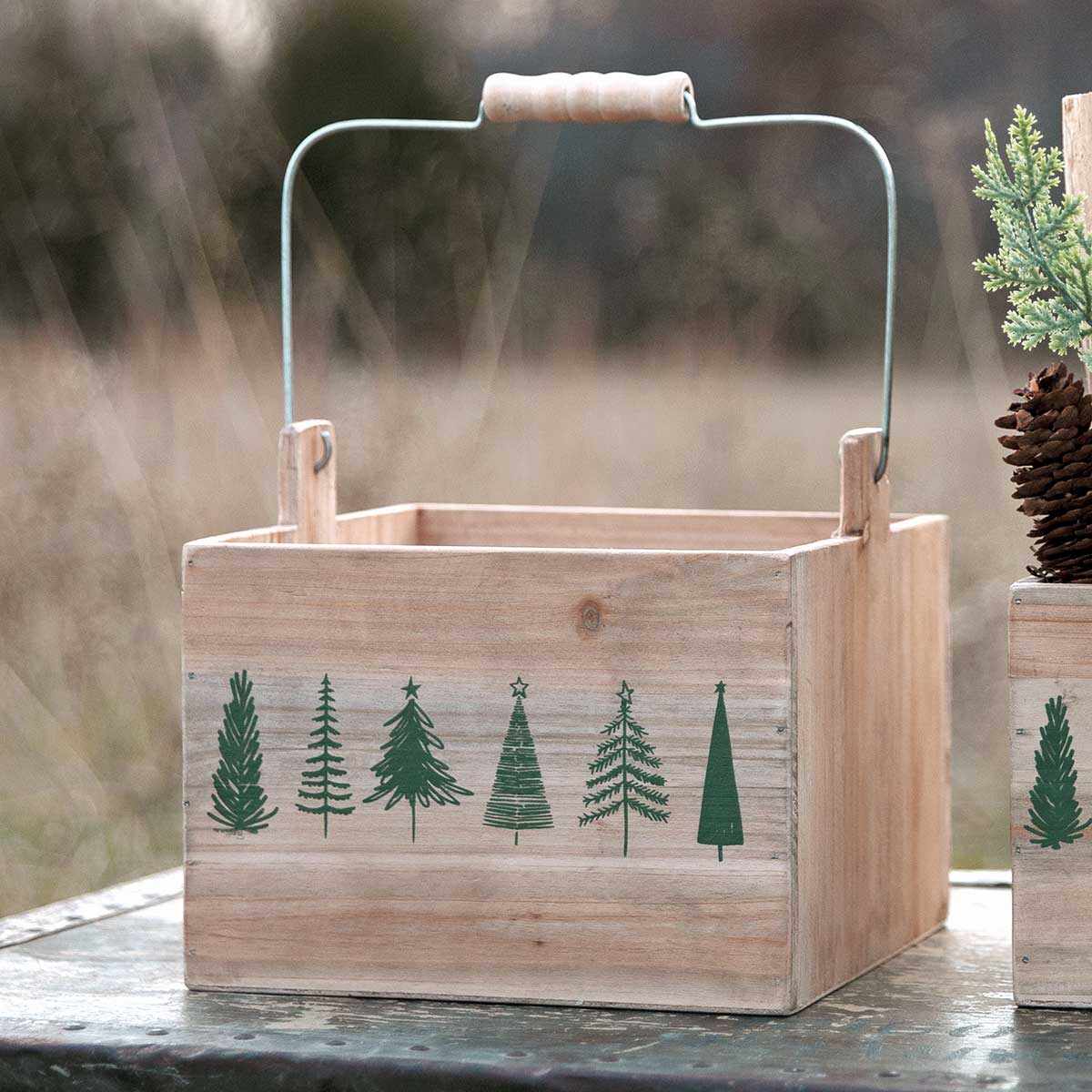 SQUARE WOOD BOX WITH METAL HANDLE AND TREE DESIGN LARGE - Click Image to Close