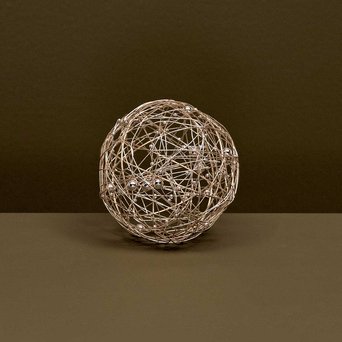 DECORATIVE WIRE BALL CHAMPAGNE WITH BEADS SMALL 3.75"