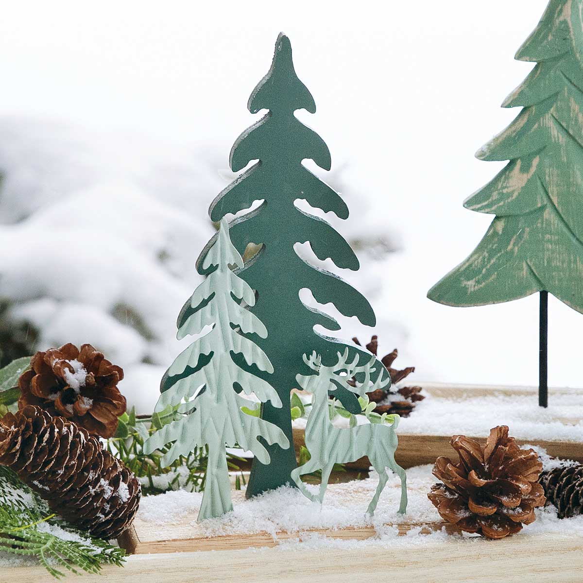 DOUBLE METAL TREE AND DEER ON WOOD BASE DARK GREEN/LIGHT - Click Image to Close