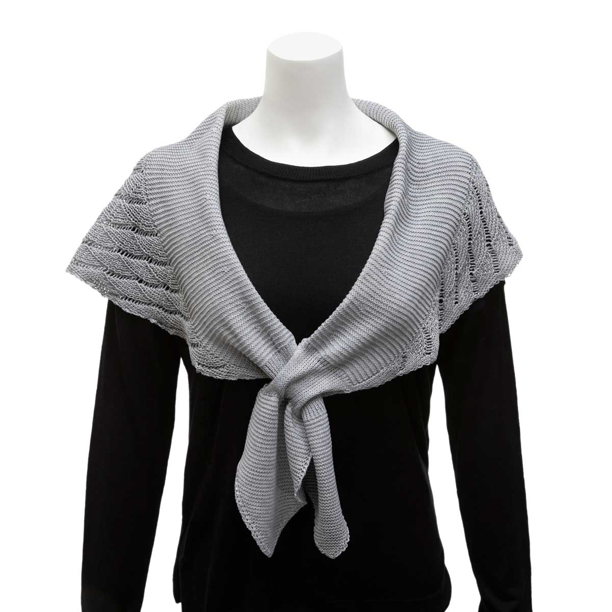 GREY WRAP WITH PULL THROUGH CLOSURE 15"X23" (ONE SIZE FITS MOST)