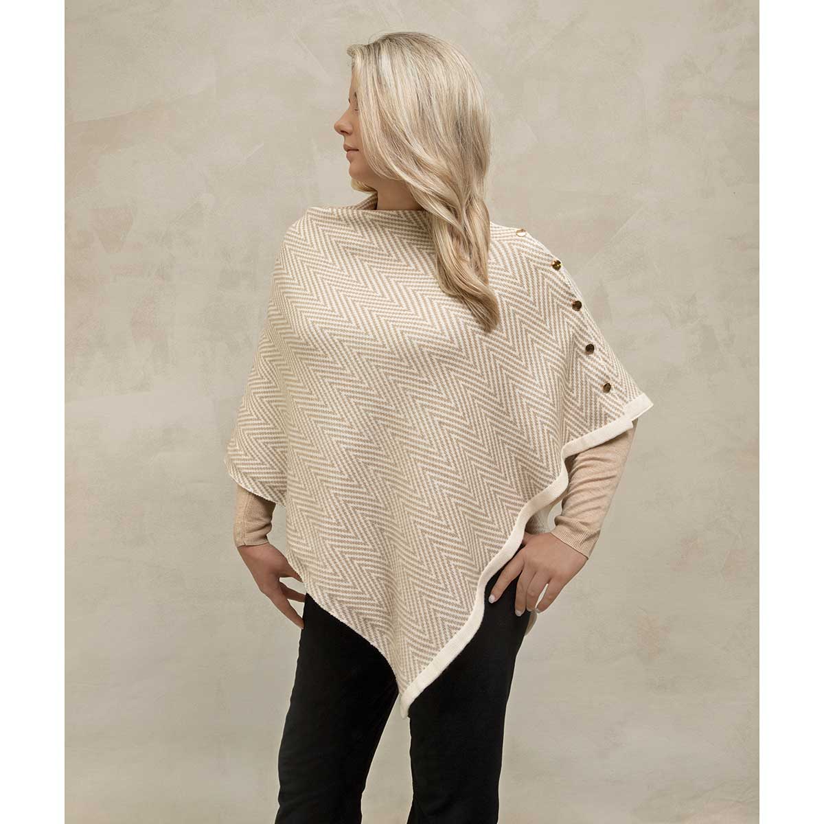 TAN ZIG ZAG PONCHO WITH BUTTONS 30"X34" (ONE SIZE FITS MOST)