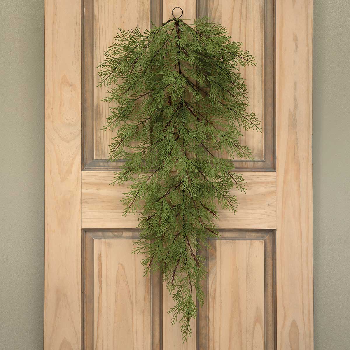 Natural Cedar Pine Bough 18"x38"