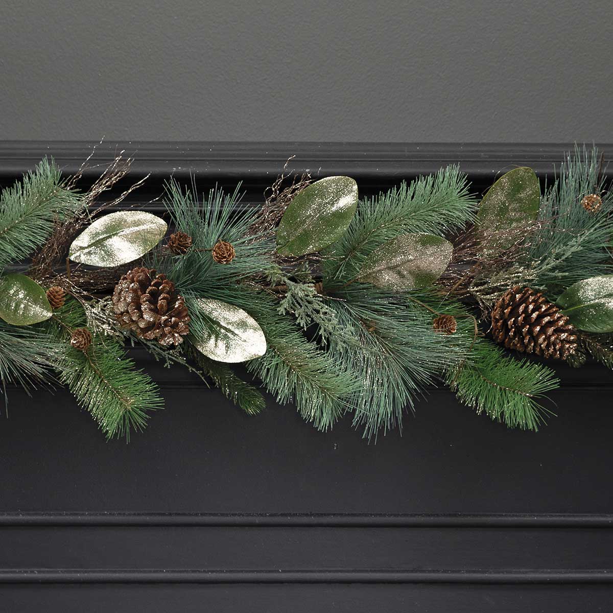 PINE/MAGNOLIA LEAF GARLAND CHAMPAGNE WITH GLITTER, MICA - Click Image to Close